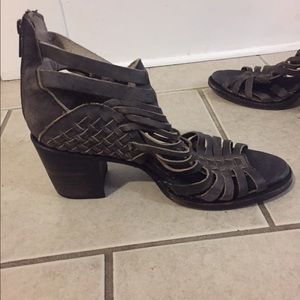 Freebird by Steven sandals