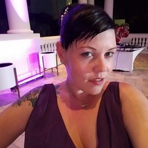 Meet your Posher, Stacy