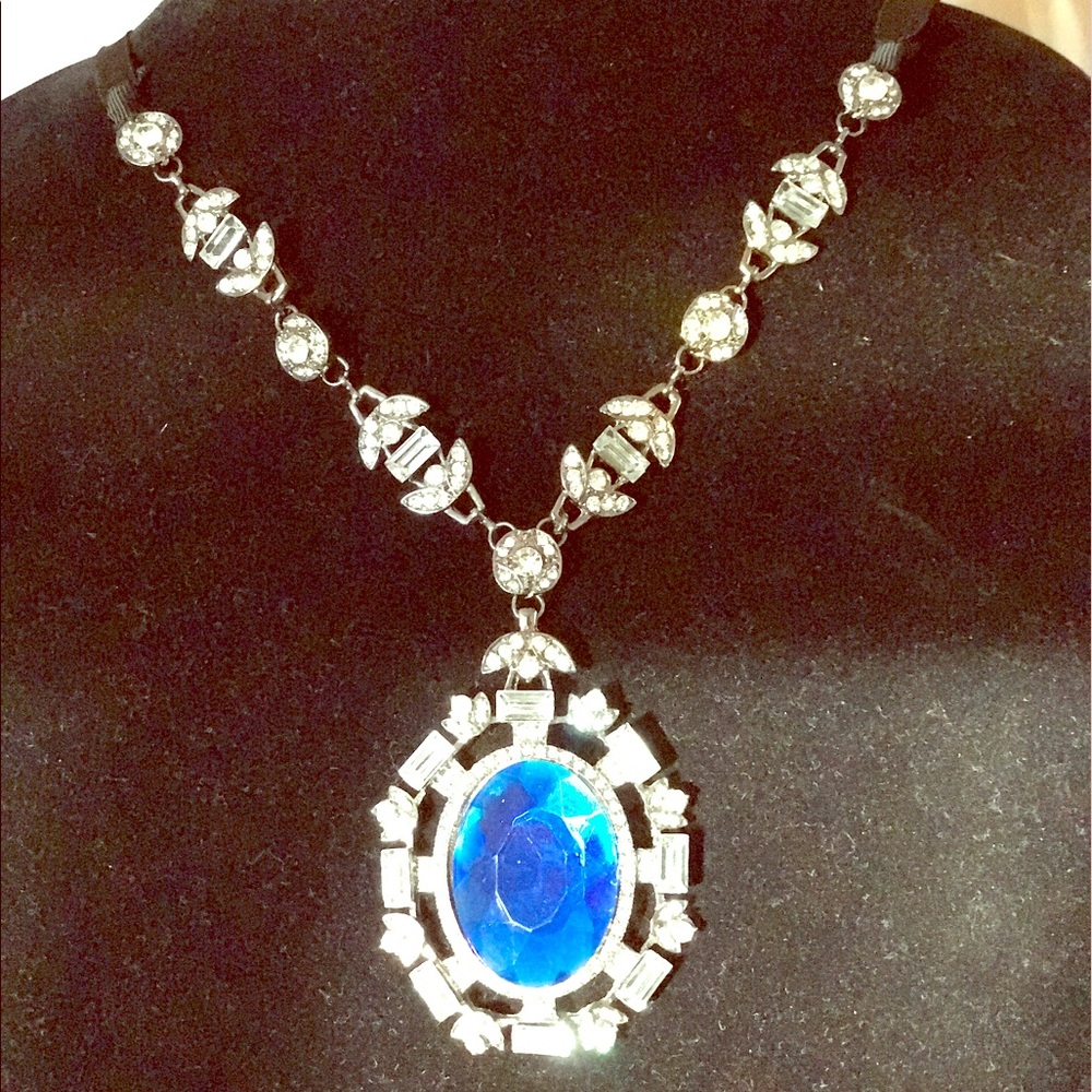 Art Deco Jeweled Medallion Necklace
