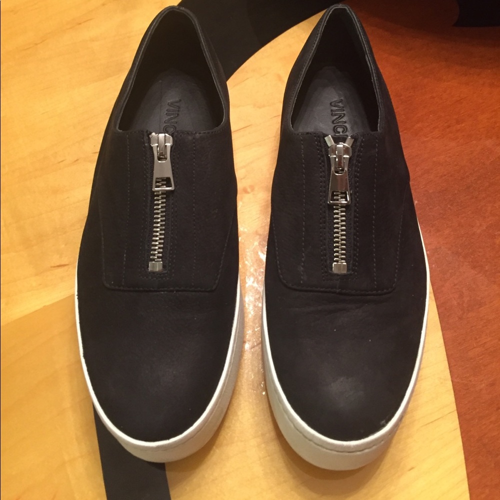 VINCE Black Warner Platform Shoe Size 6