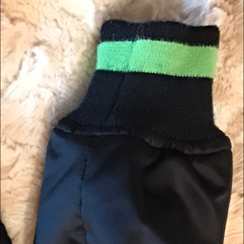 Kid's ROCAWEAR Jacket - Picture 5 of 5
