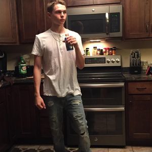 Meet your Posher, Dylan