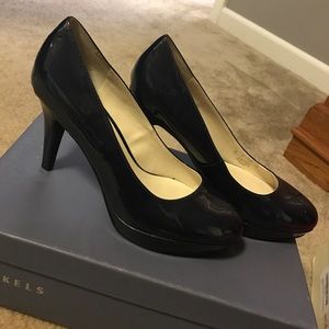 Navy blue heels worn once!