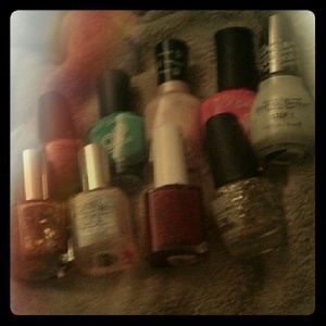 Set of 9 nail polishes