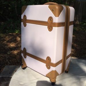 BABY PINK DVF SUITCASE! Gift from ex, OFFER NOW 🙂