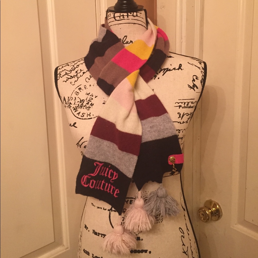 ❌SOLD❌ Juicy Couture PomPom Scarf