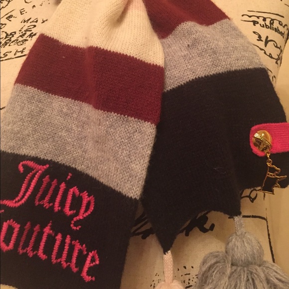 ❌SOLD❌ Juicy Couture PomPom Scarf - Picture 4 of 4