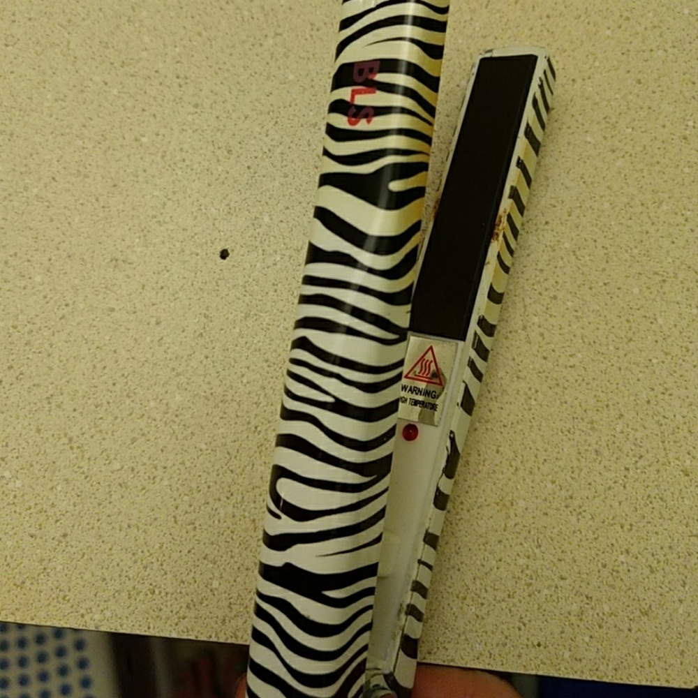 Mini straightener