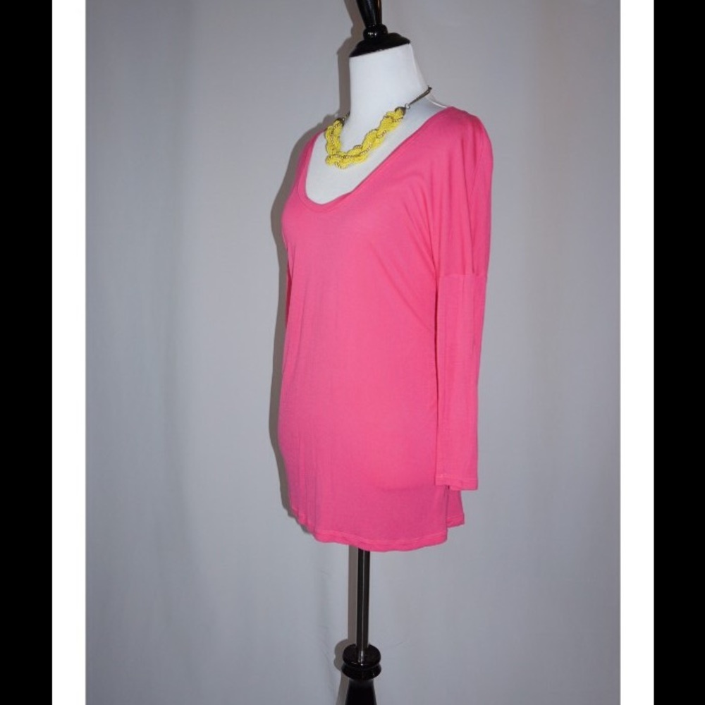 Basic Top - Picture 2 of 3