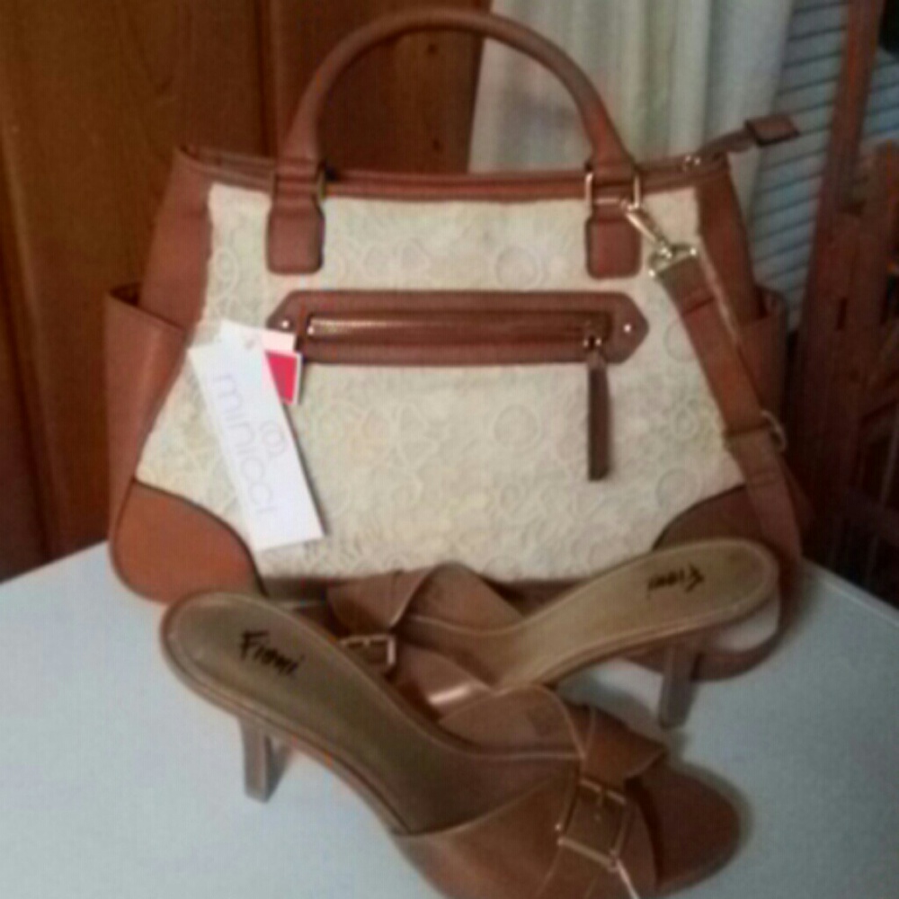 Purse and shoes as set..shoes are size 8 1/2