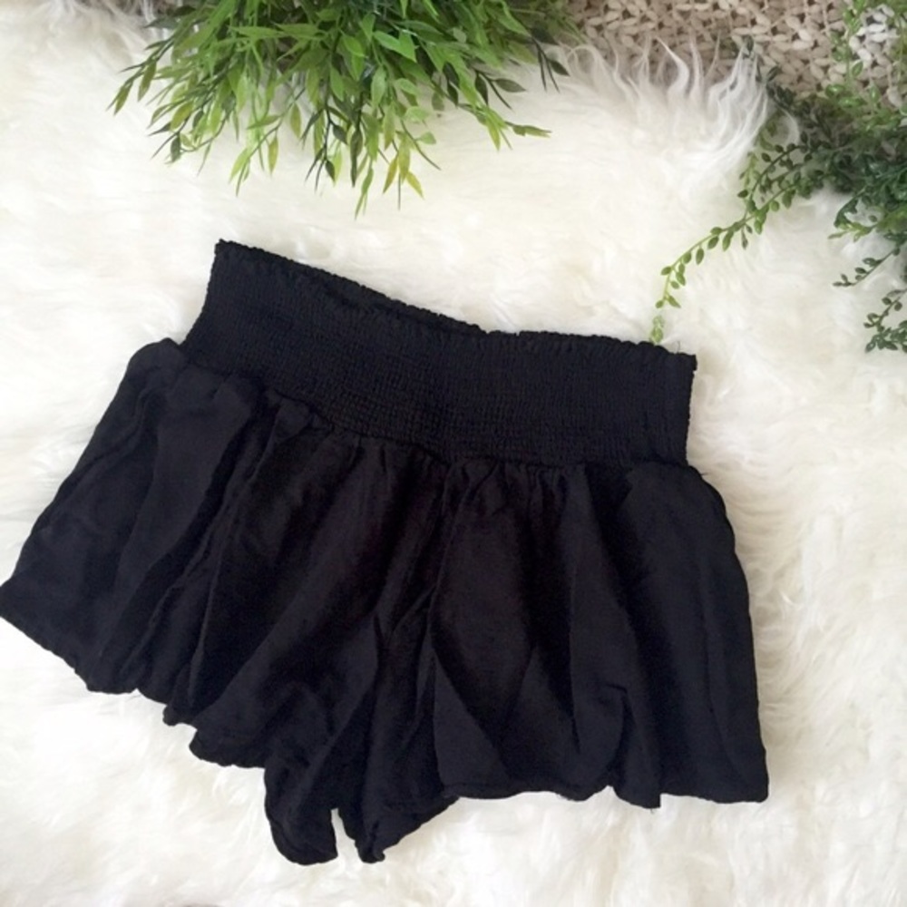 Black brandy Melville shorts