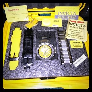 Invicta Subaqua Noma III - yellow