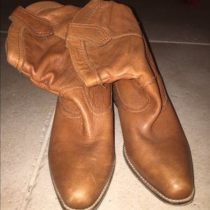 Cute girly tan cowboy boots!