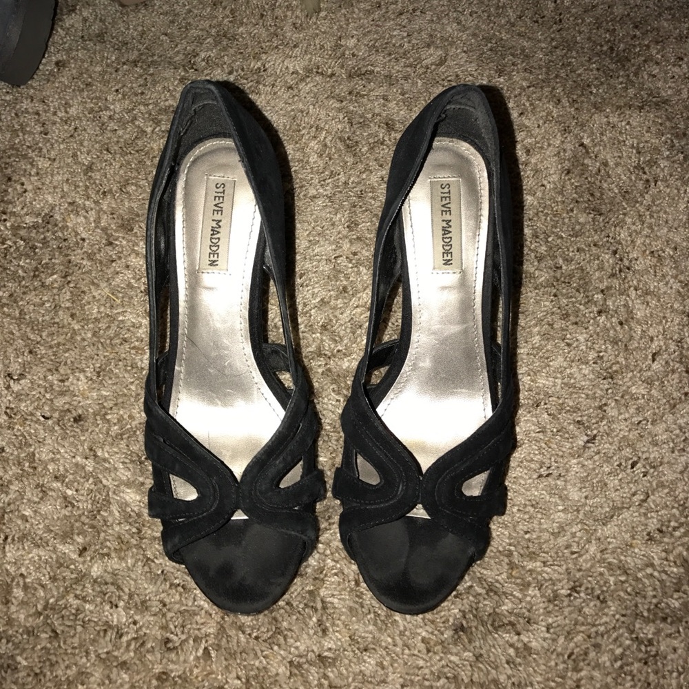 Black Steve Madden heels