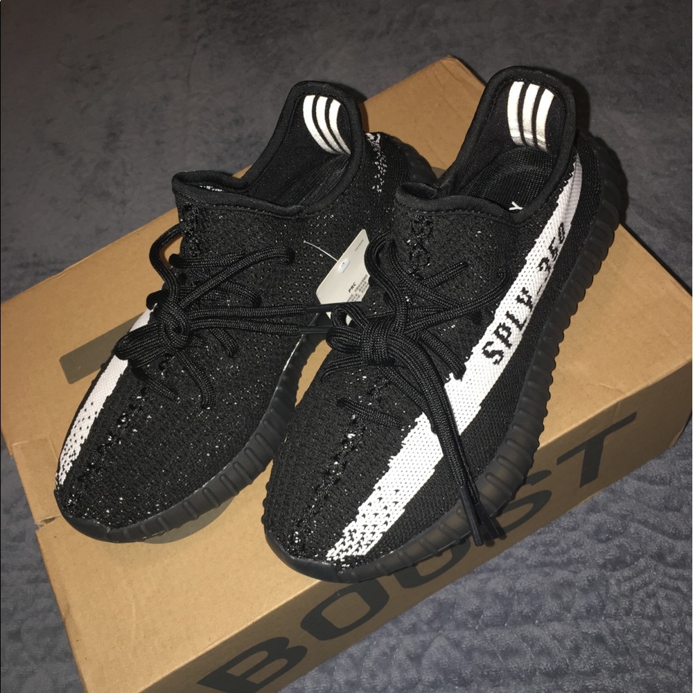 Fake af yeezy size 5