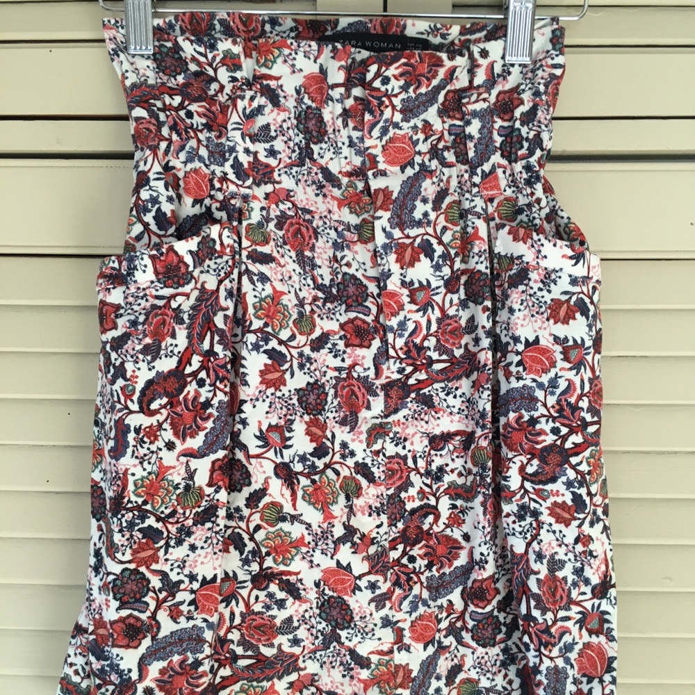 Zara corduroy floral skirt with pockets