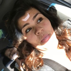 Meet your Posher, Esther