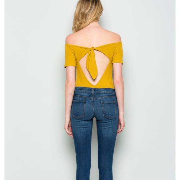 Off the shoulder Mustard Bodysuit - Picture 5 of 6