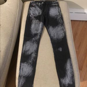 Hudson Jeans Midrise Nico in size 28