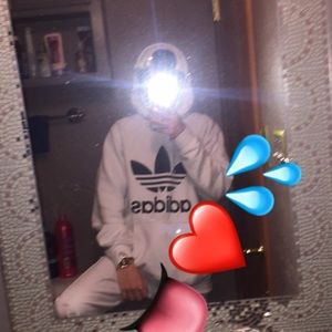 Meet your Posher, Curtis