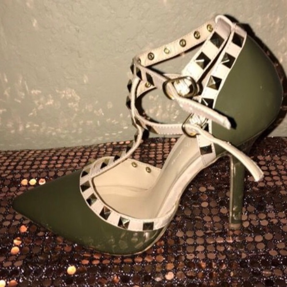 Army green heels very pretty must have low heels