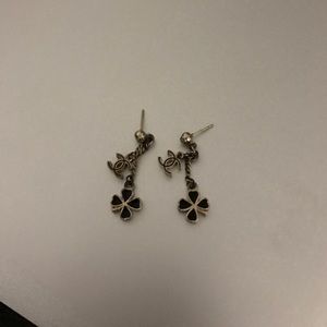 Chanel earring