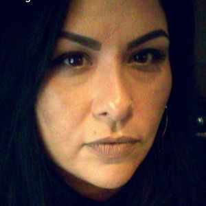 Meet your Posher, Desiree