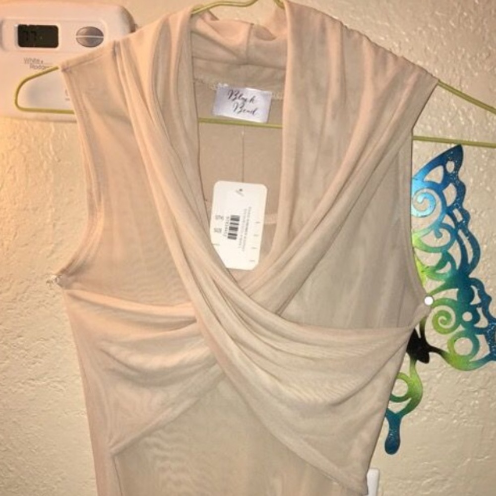 Sheer cream onesie super sexy 🌹👊🏼😍❤