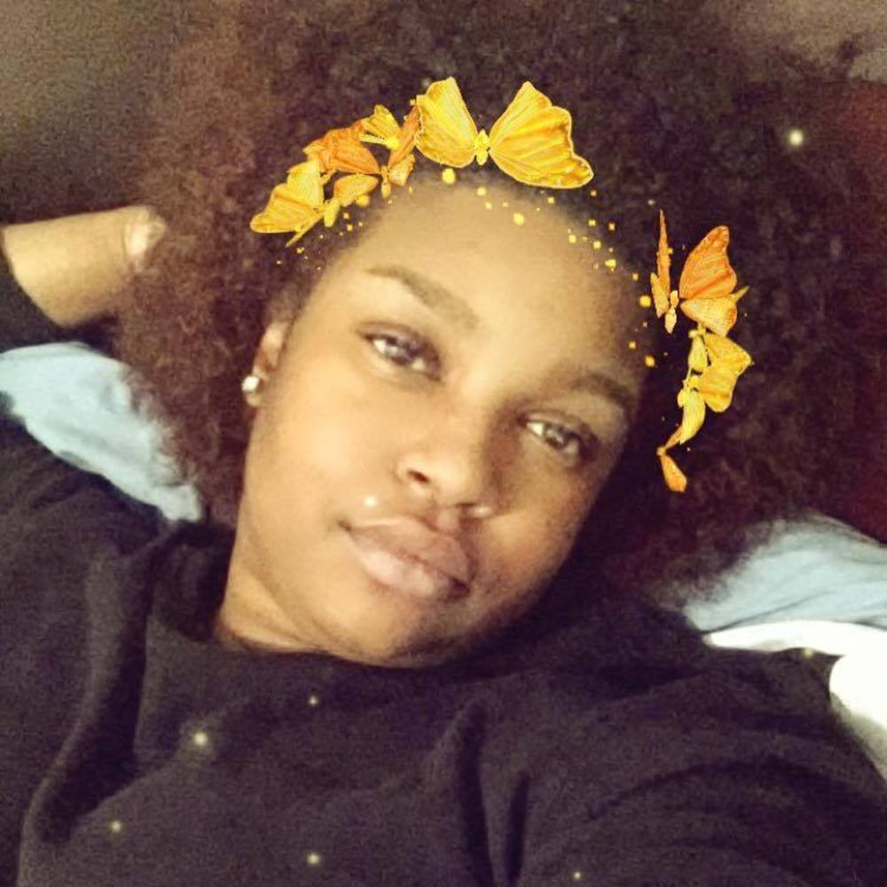 Meet your Posher, Roneisha