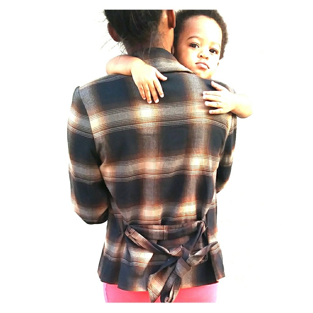 Brown plaid coat NEVER BEEN WORN! (((WINTER SALE))