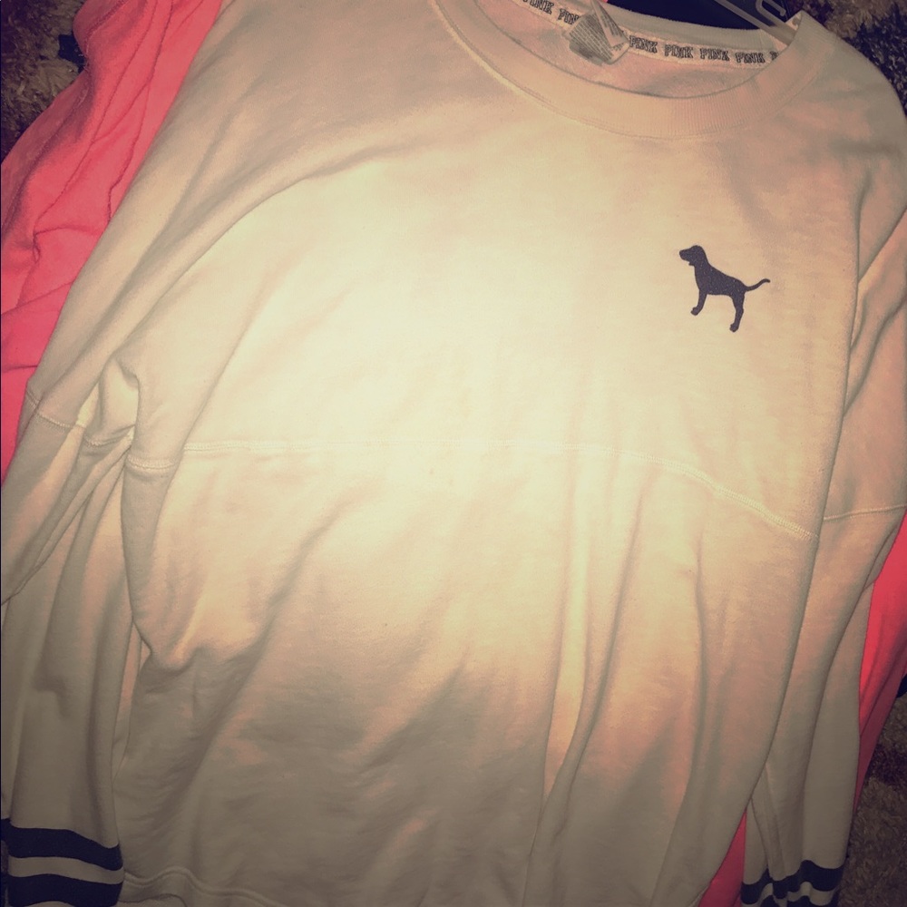 VS long sleeve tee
