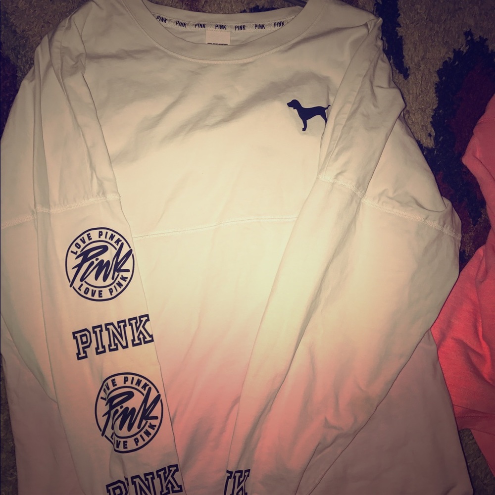 VS long sleeve tee