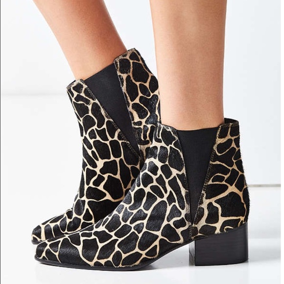 giraffe print boots