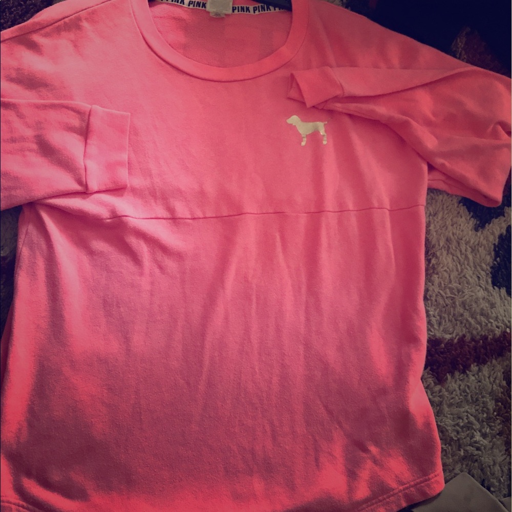 VS long sleeve tee