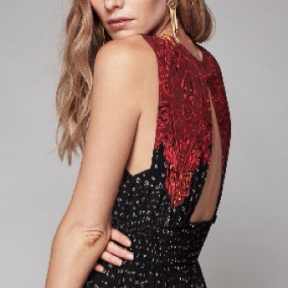 Printed Mini DRESS Walking Through Dreams Black - Picture 2 of 3