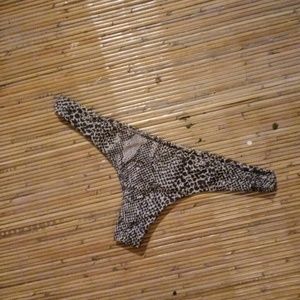 Acacia Ho'okipa Bottoms in Snake