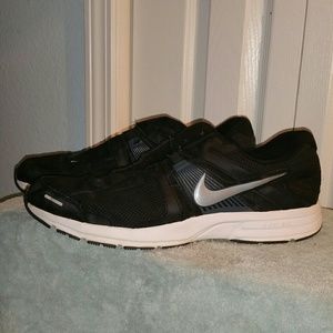 Mens size 15 nike shoes black 25 or best offer