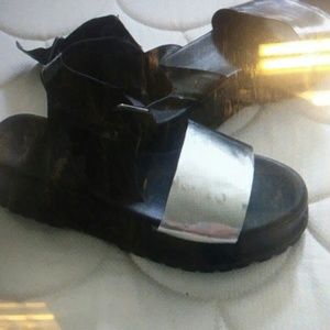 UNIF silver futuristic sandals