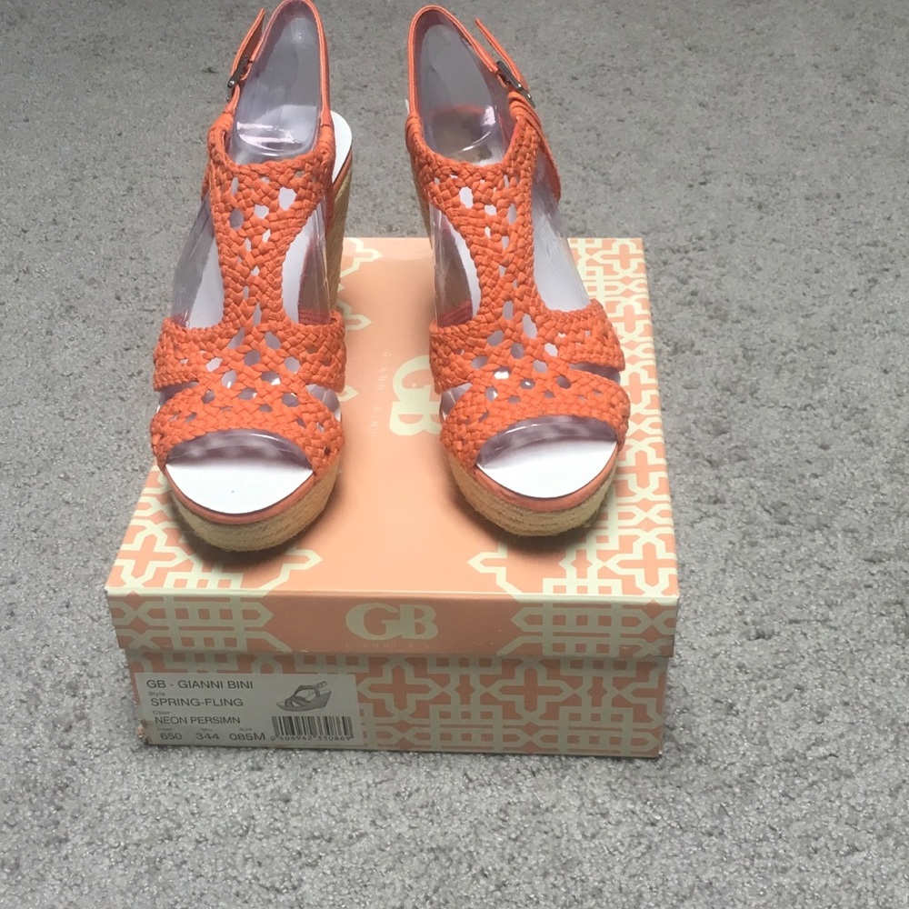 GIANNI BINI WEDGES SIZE 8.5