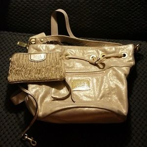 Coach set $30