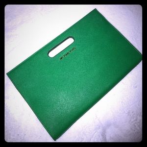 Michael kors clutch