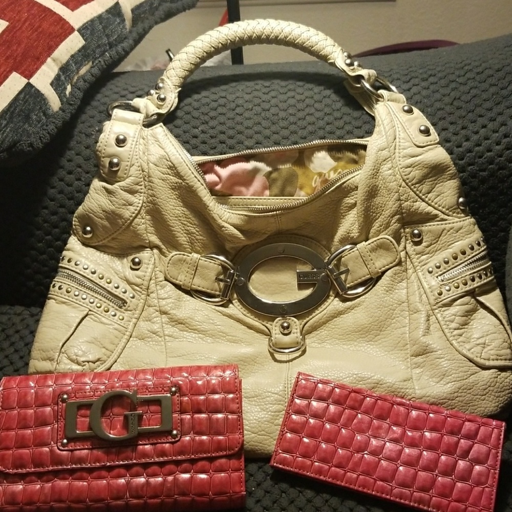 Guess tan and pink
