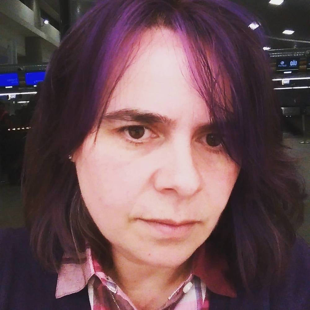 Meet your Posher, Ana