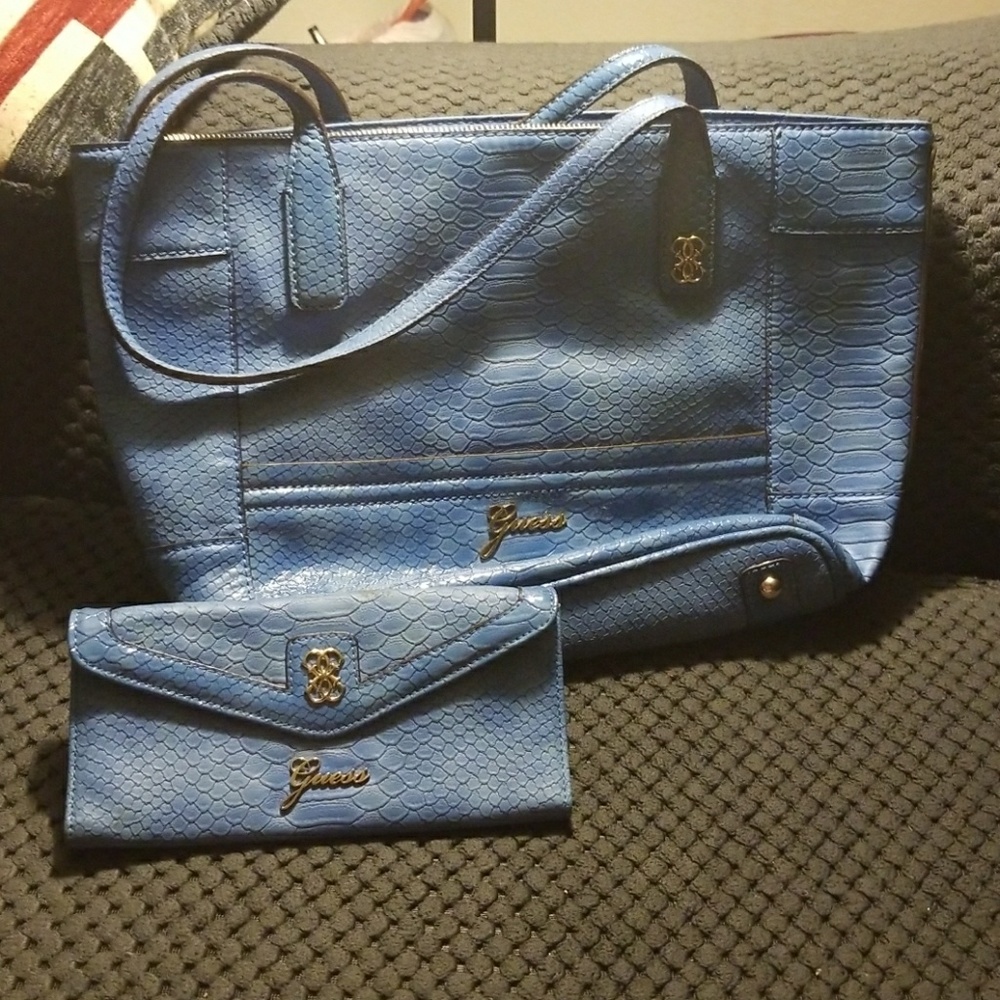 Blue guess set