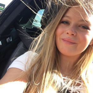 Meet your Posher, Lindsay