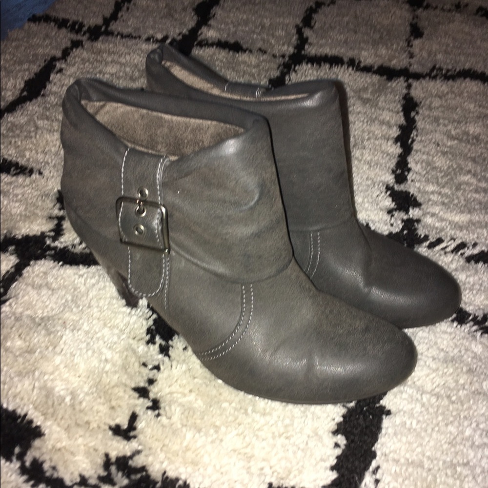 Grey 6 Booties