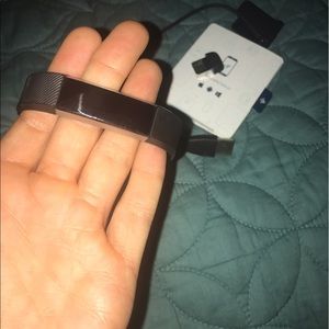 Fitbit Alta, small- black