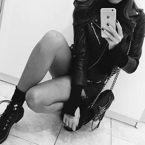 Meet your Posher, Nelly