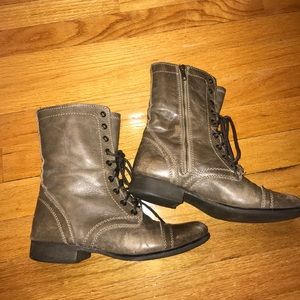 Steve Madden grey combat boots