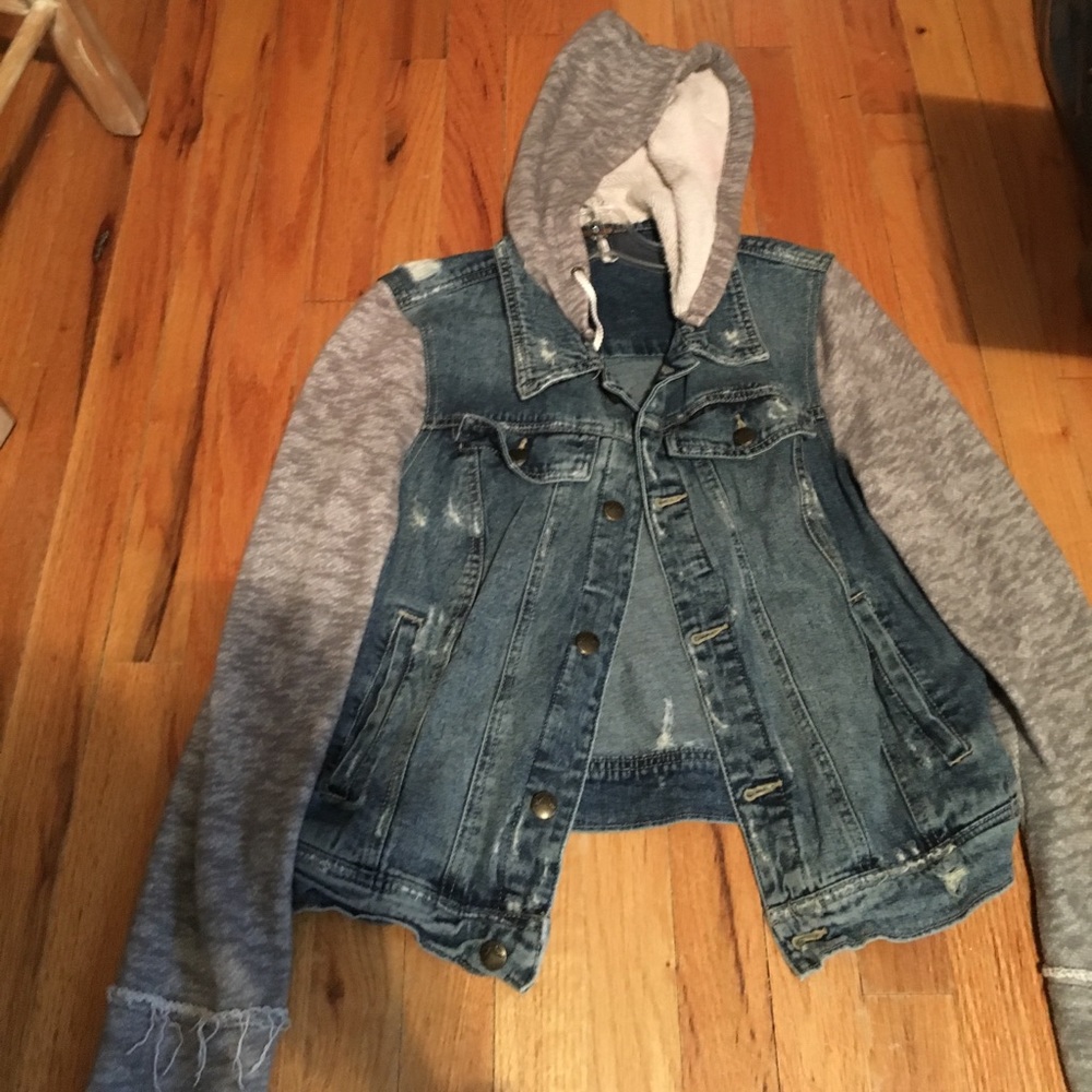 Free People jean vest w/ sweatshirt sleeves &hood!